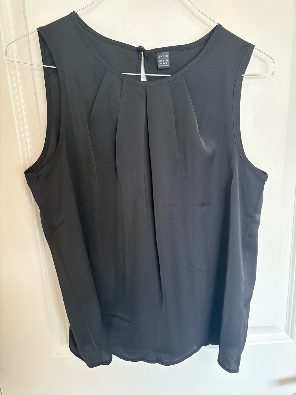 Black Pleated Sleeveless Camisole